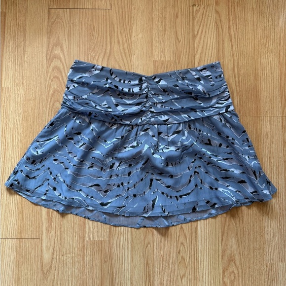 Parker Flounced Zebra Print Mini Skirt Size 12 - Picture 3 of 6